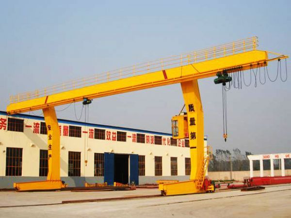 起重機(jī)斷電怎么辦？山東巨人重工機(jī)械有限公司為您分析原因及處理方法