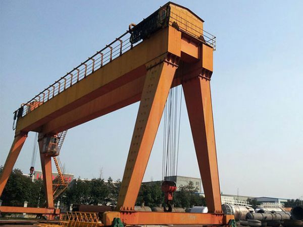 關(guān)于起重機(jī)你了解多少呢？起重機(jī)都有哪些形式呢